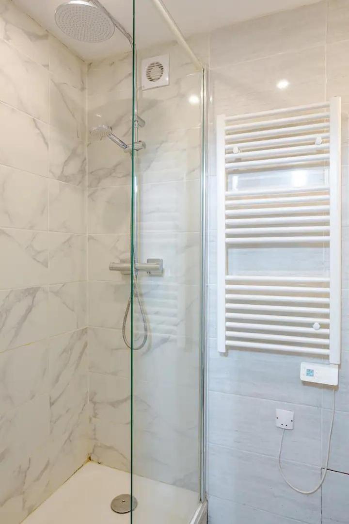 Superbe Studio Paris Gambetta Apartment ภายนอก รูปภาพ